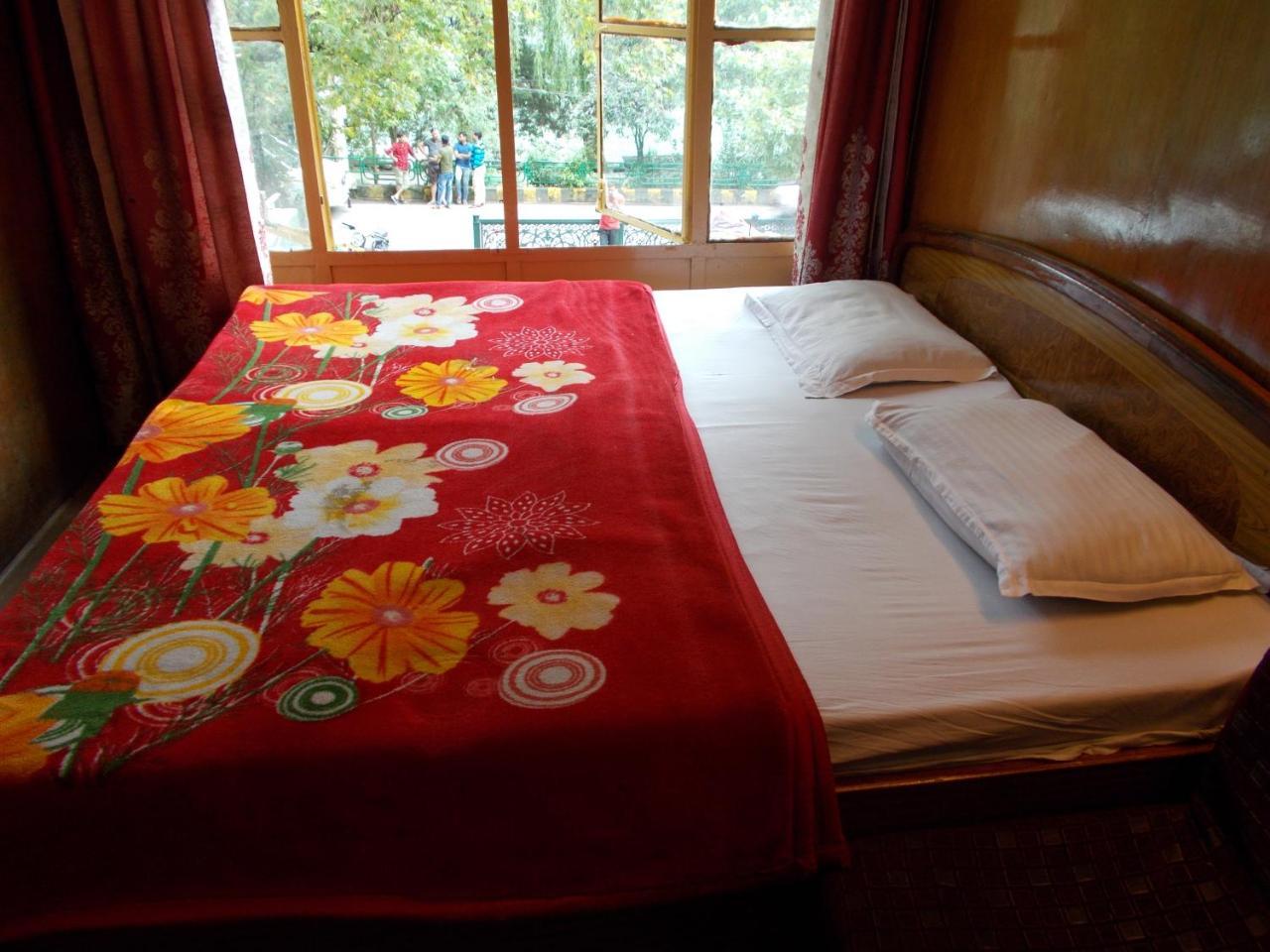 Hotel Darpan Nainital Zewnętrze zdjęcie